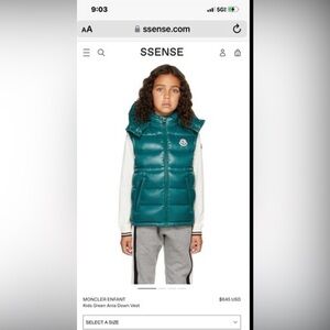 Girls Moncler vest used in Great condition. More of a teal or dark turquoise
